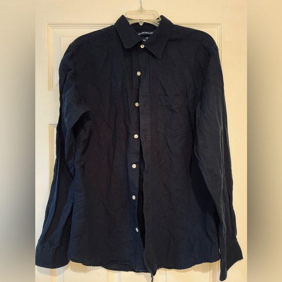 👔 Old Navy Men’s Button-Down Shirt – Navy Blue, Size Medium ✨ - Picture 1 of 3